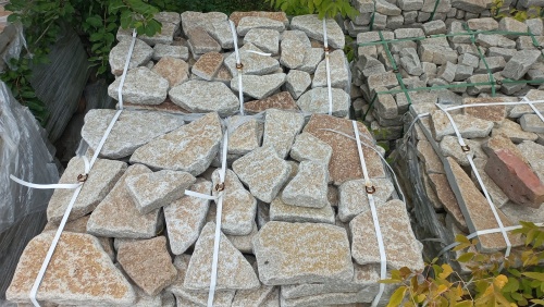 Плитняк гранитный галтованный купить в Томской области