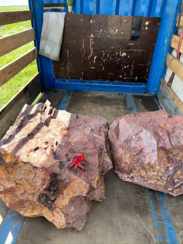 Ландшафтные глыбы красно-фиолетовые 200-1000 килограмм купить в Томской области