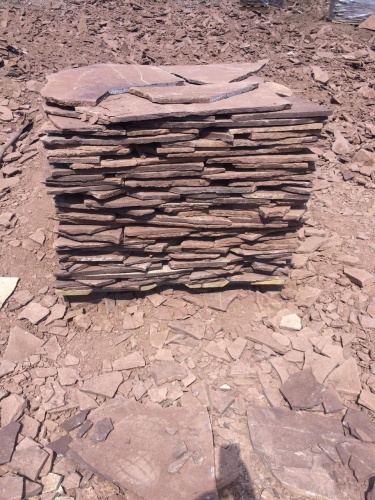 Плитняк лемезит бордовый для цоколя 1,5-2 см купить в Томской области