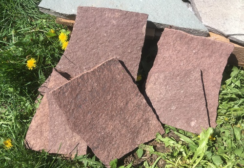 Плитняк лемезит бордовый для цоколя 1,5-2 см купить в Томской области