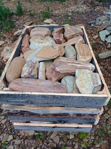 Златолит жёлтый, жёлто-зелёный глыбки и валуны для ланшафтного дизайна купить в Томской области