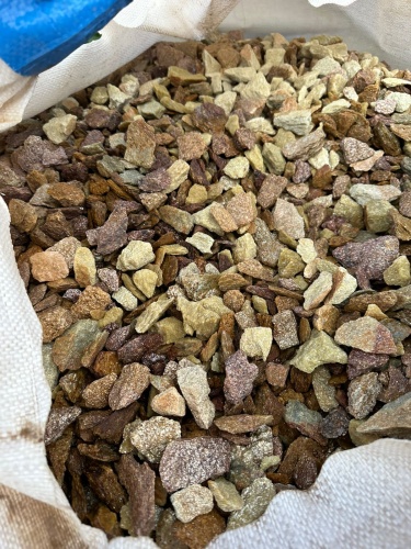 Златолит персиковый декоративная каменная крошка купить в Томской области