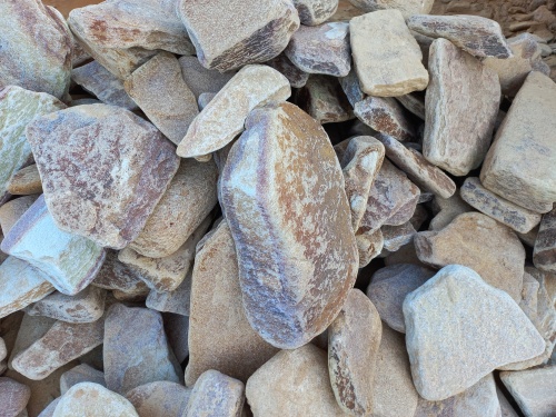 Златолит жёлтый, жёлто-зелёный глыбки и валуны для ланшафтного дизайна купить в Томской области