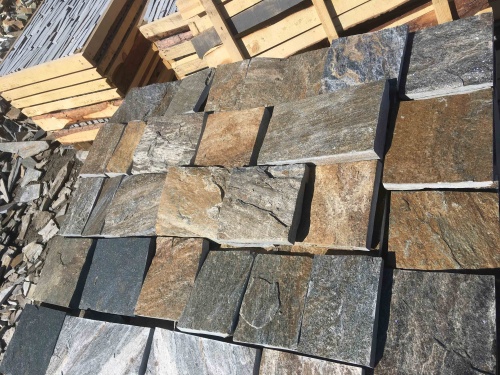 Плитка пилёная златолит Уральский для цоколя, отмостки купить в Томской области