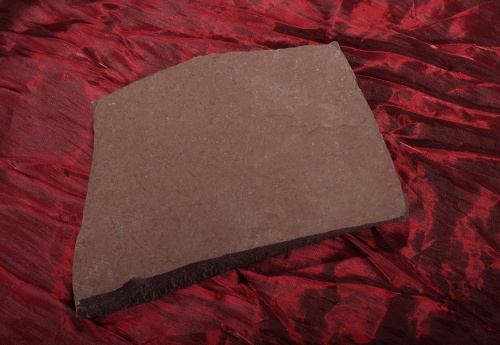 Плитняк лемезит бордовый для цоколя 1,5-2 см купить в Томской области