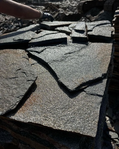 Плитняк златолит серебристый для фасада купить в Томской области